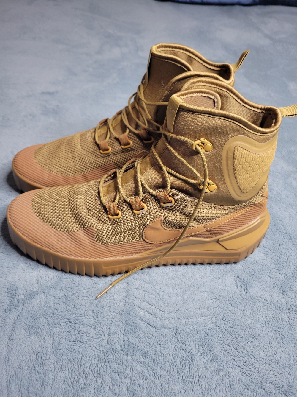 Nike Men’s High-Top Athletic Boots Tan / Brown - Picture 3 of 6